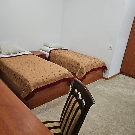 Rest Hostel Airport Modlin Nowy Dwor Mazowiecki Bagian luar foto