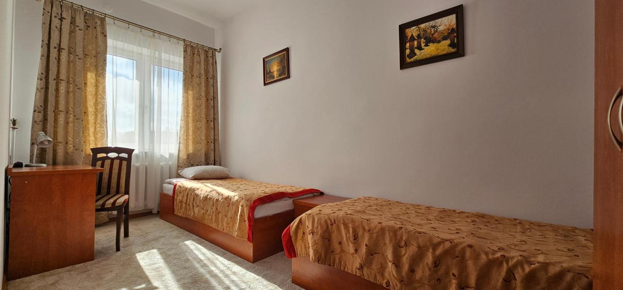 Rest Hostel Airport Modlin Nowy Dwor Mazowiecki Bagian luar foto