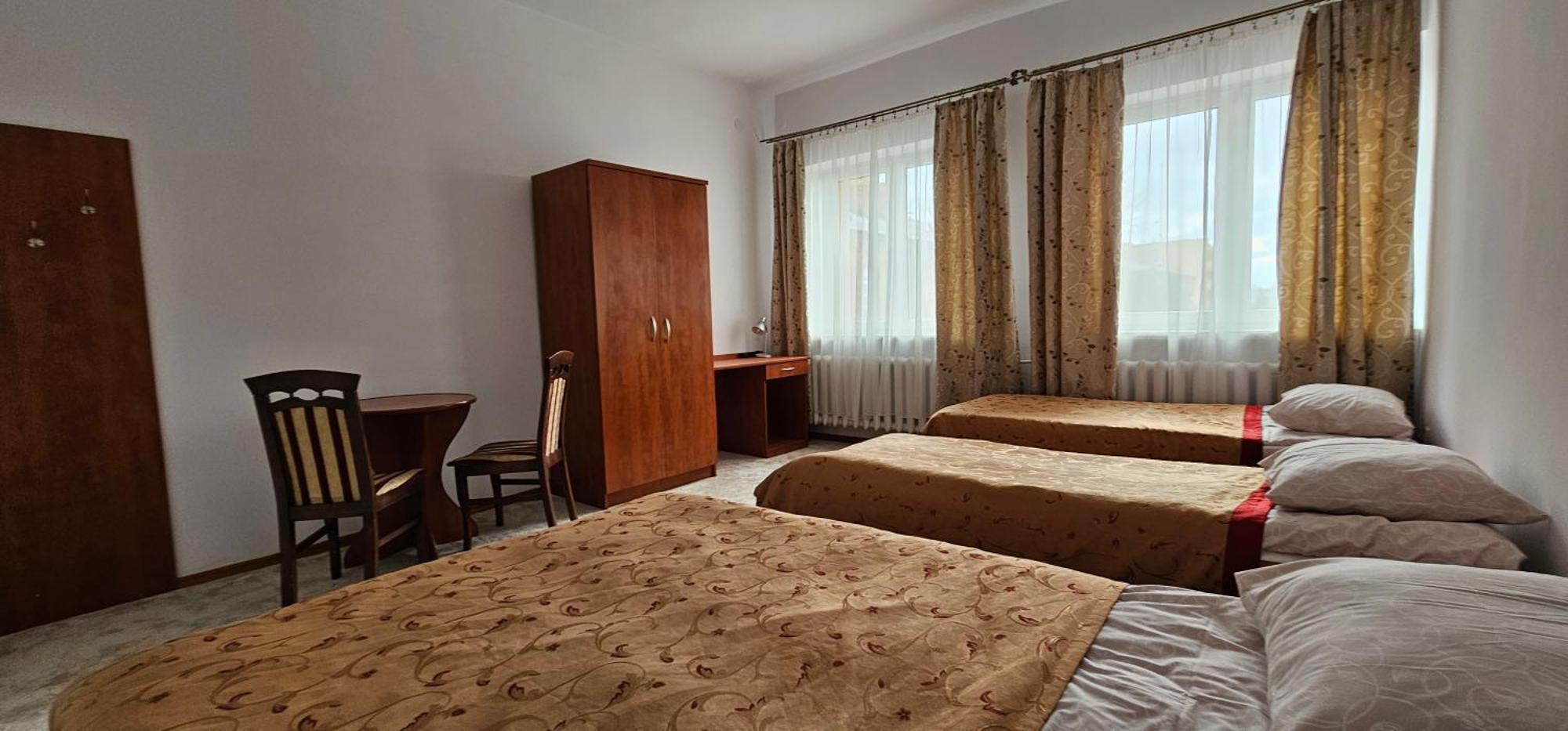 Rest Hostel Airport Modlin Nowy Dwor Mazowiecki Bagian luar foto